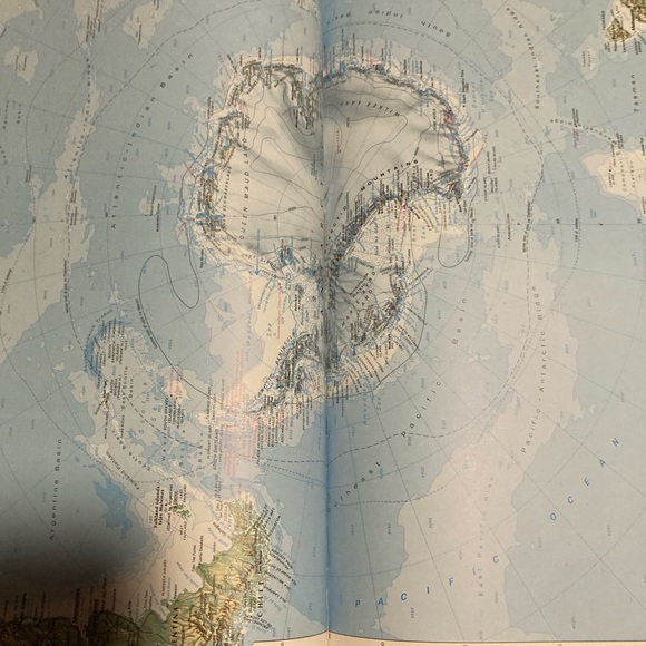 The World Book Great Geographical Atlas Chicago - Picture 11 of 16